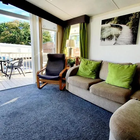 Apple Tree Lodge Hot Tub 3 Bedroom 2 Bars Morpeth Exterior photo