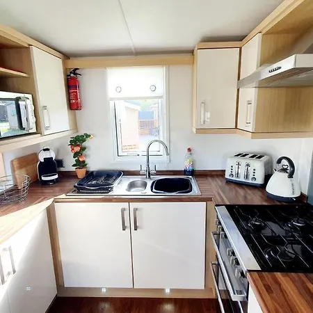 Apple Tree Lodge Hot Tub 3 Bedroom 2 Bars Morpeth Exterior photo